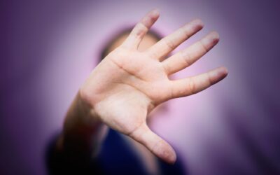 Responsabilidad civil extracontractual por daños derivados de violencia familiar y su evolución jurisprudencial.