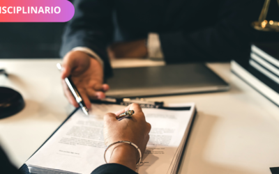 El hecho que en el contrato de prestación de servicios no se indique de forma clara y expresa que el impuesto del IVA será asumido por los clientes no es fundamento para afirmar que el abogado deberá asumirlos
