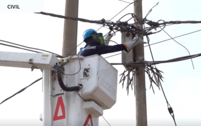 Responsabilidad civil extracontractual por descarga eléctrica proveniente de cable de transmisión de energía, por traslado de antena de televisión
